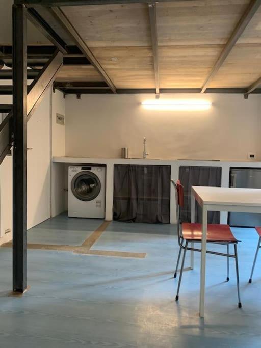Ven79 Loreto - Duomo - Near To The Central Station - Apartment